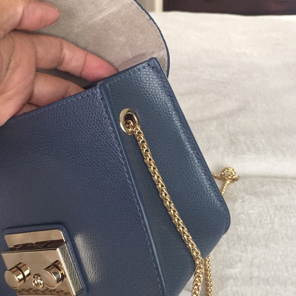 Furla mini with gold hardware - Picture 7 of 8